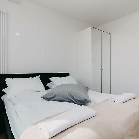 Shortstaypoland Kolejowa Varšava Exteriér fotografie